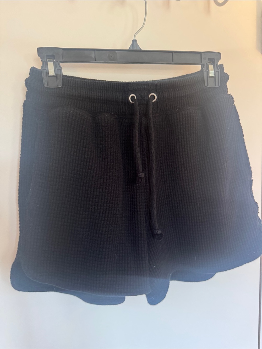 Aerie | Women's Black Waffle Knit Drawstring Shorts | XS